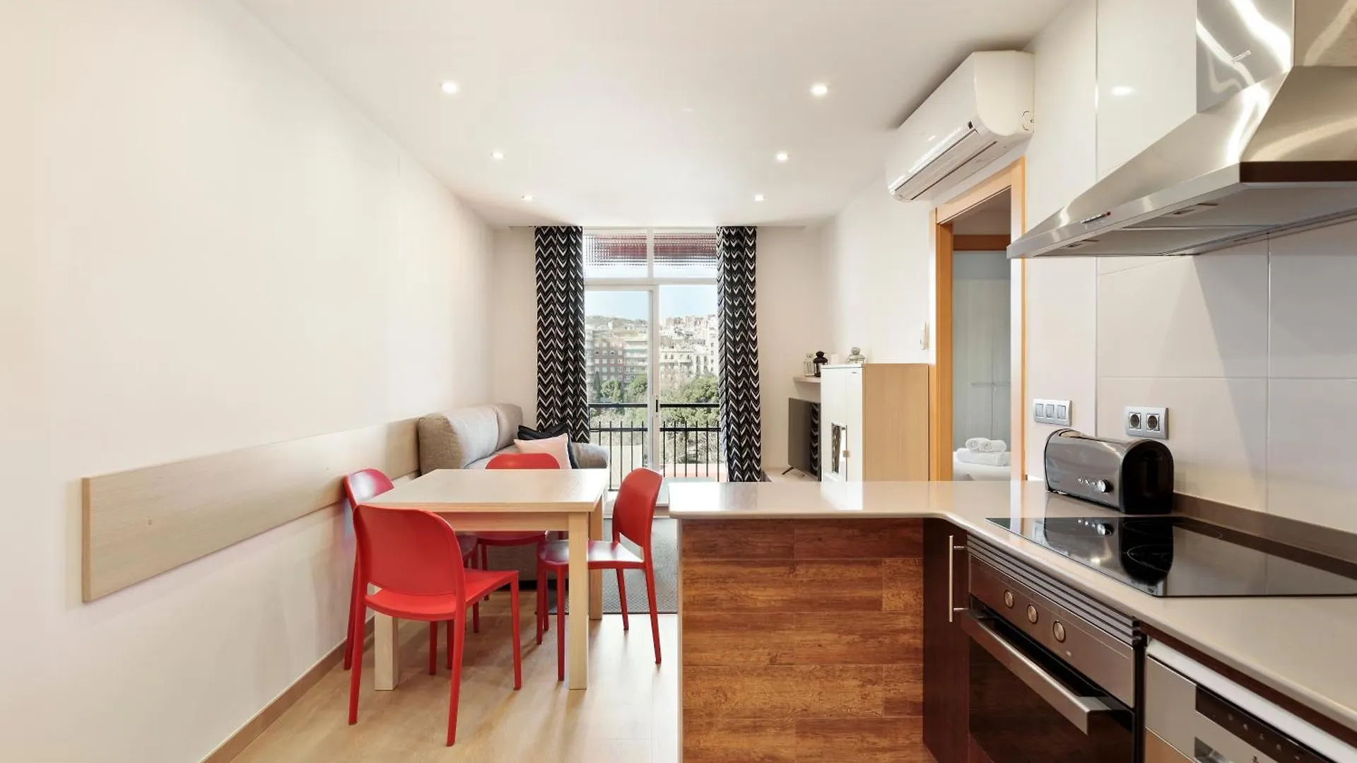 El Balcon De Sagrada Familia Apartment Barcelona 0*,  Spain